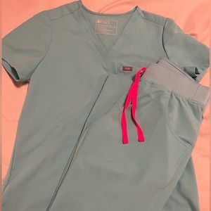 Figs Neon Blue Scrub Set S/S